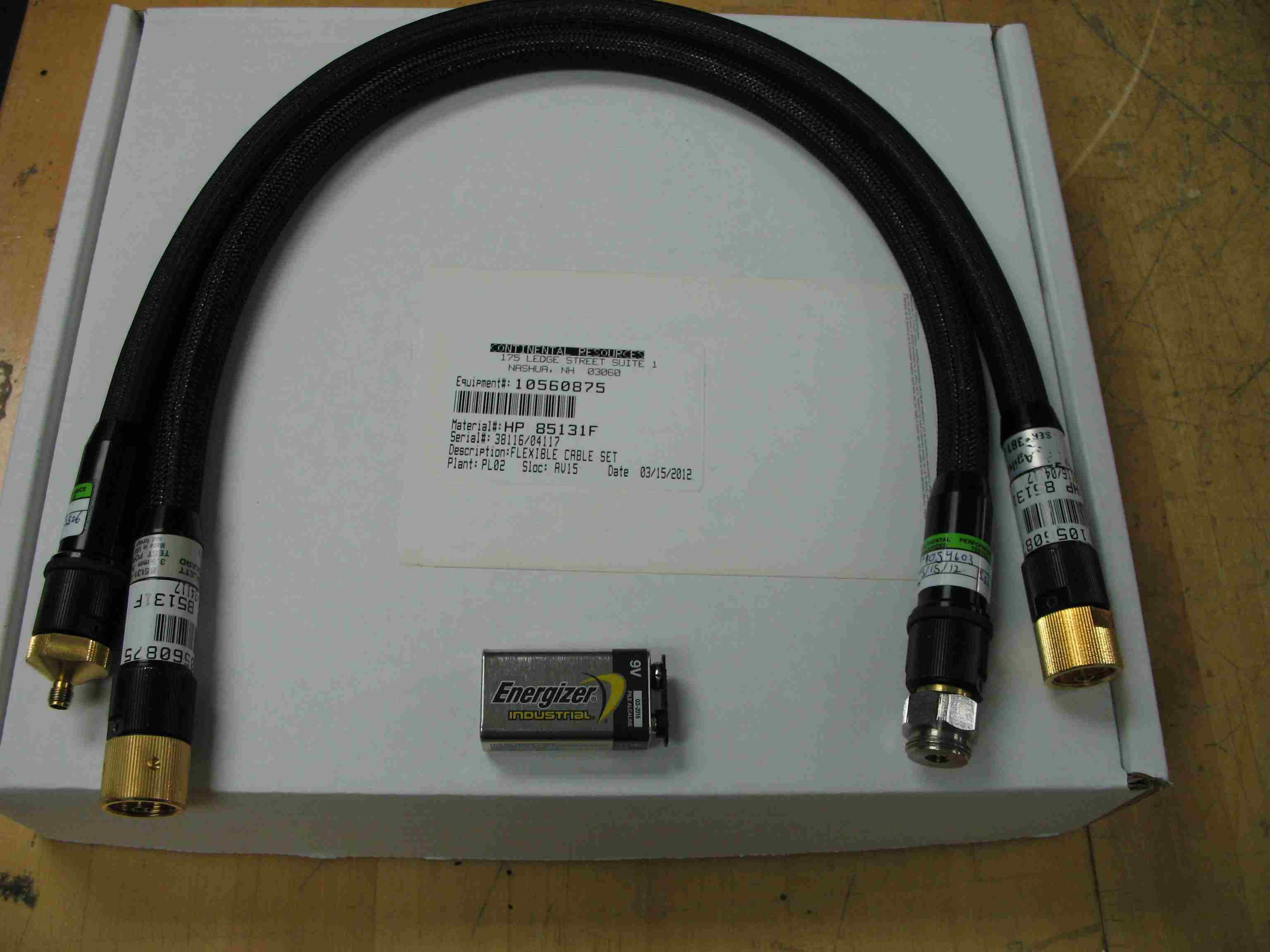 ends of test port cables with PP3 battery